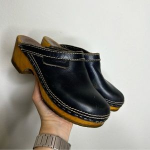 Olaf Daughters by Ulla Black Leather Clogs size 36